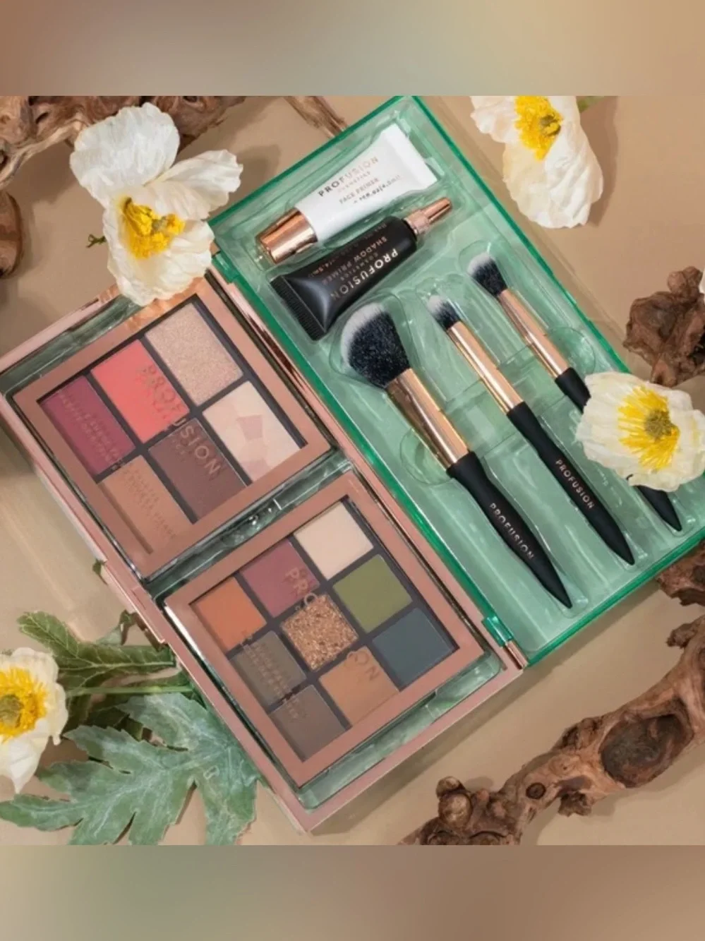 Artistry On The Go Makeup Kit - Earth Tones